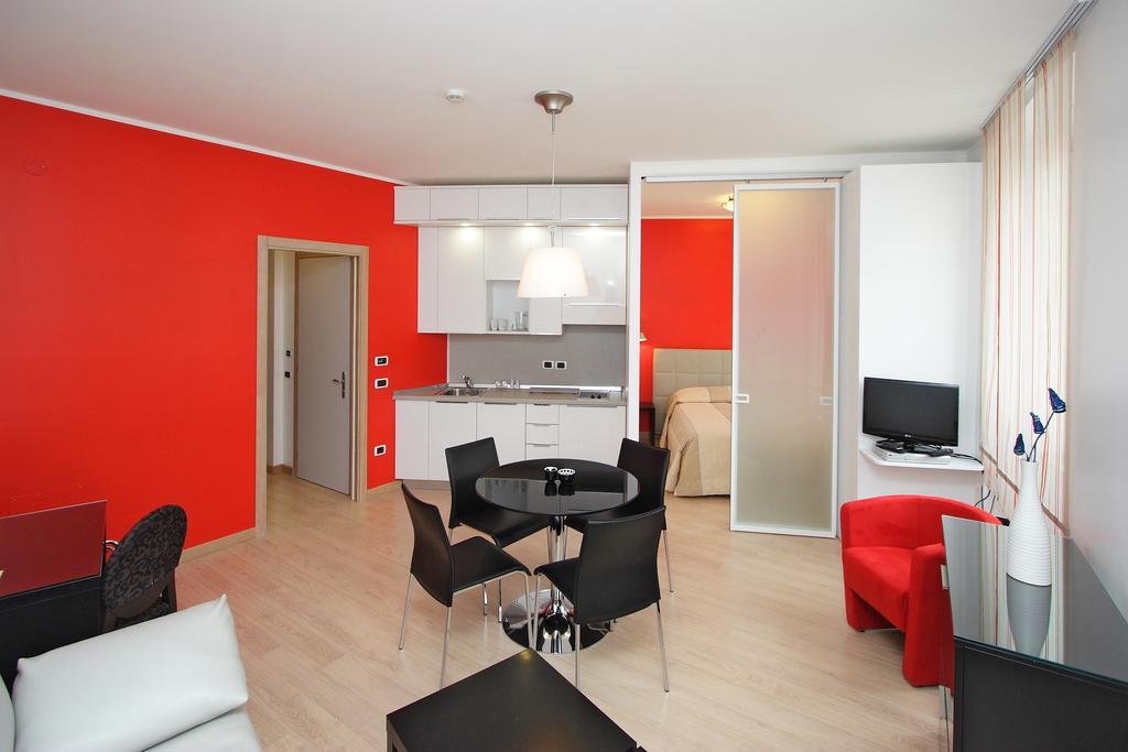 Hotel Roma 3*