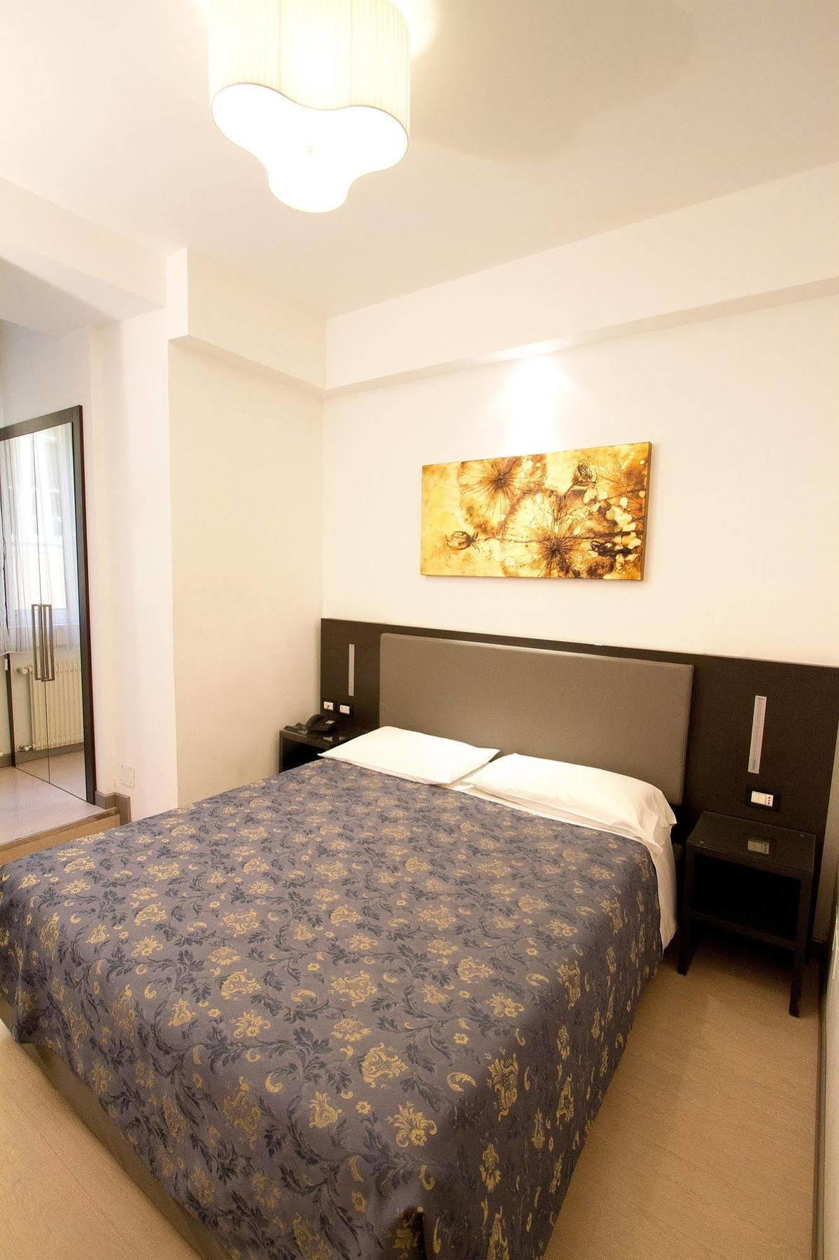 Roma 3*
