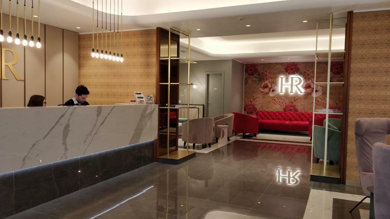 Hotel Roma 3*