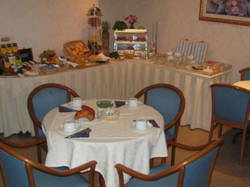 Roma 3* Trieste